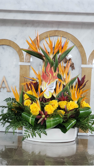 Bird of Paradise, Yellow Roses, Leucadendron, Leatherleaf Fern, Aspidistra & Flame & Dove Cutout